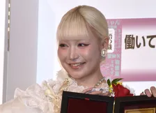 「エッホエッホのうた」うたじまい、10年の交際経て結婚