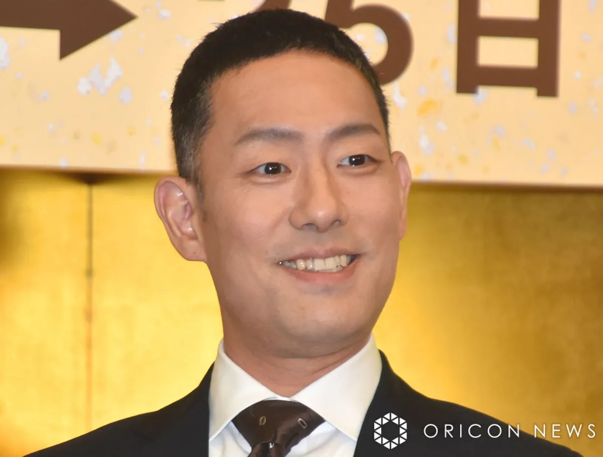 中村勘九郎の妻・前田愛、13歳迎えた次男と2ショット　“本名入り”ケーキで誕生日を祝福「大きくなりましたね」「愛さんそっくり」「お祖父様に似てきていらっしゃる」