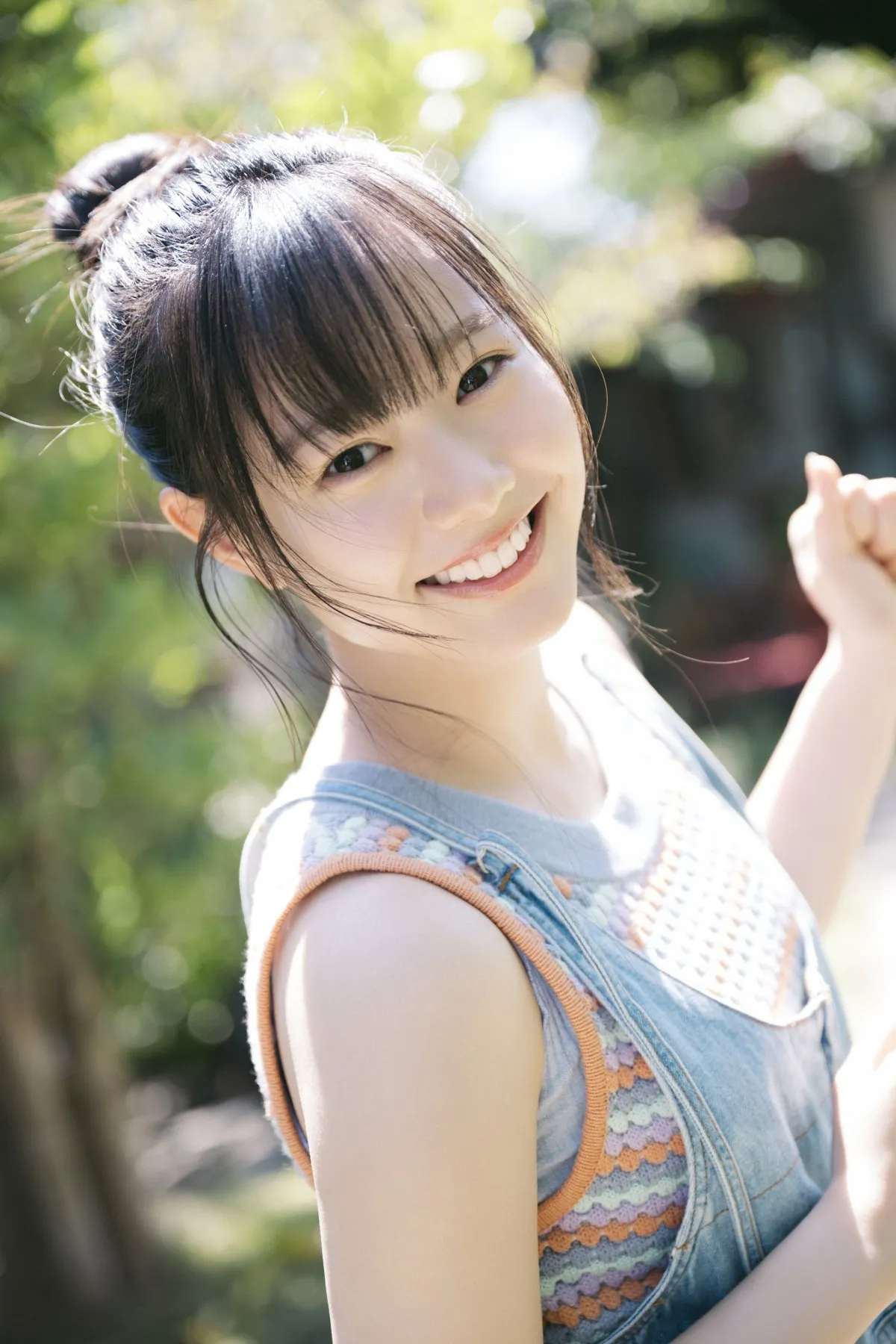 えびちゅう仲村悠菜、デジタルフォトブック『急接近』発売決定　高校を卒業したばかりの18歳が抜群の透明感