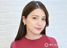 “子役出身”の川島海荷、ウエディングドレス姿で報告「結婚式を挙げました」　2024年に競泳・中村克との結婚を発表「お美しい」「大人になったねー！」