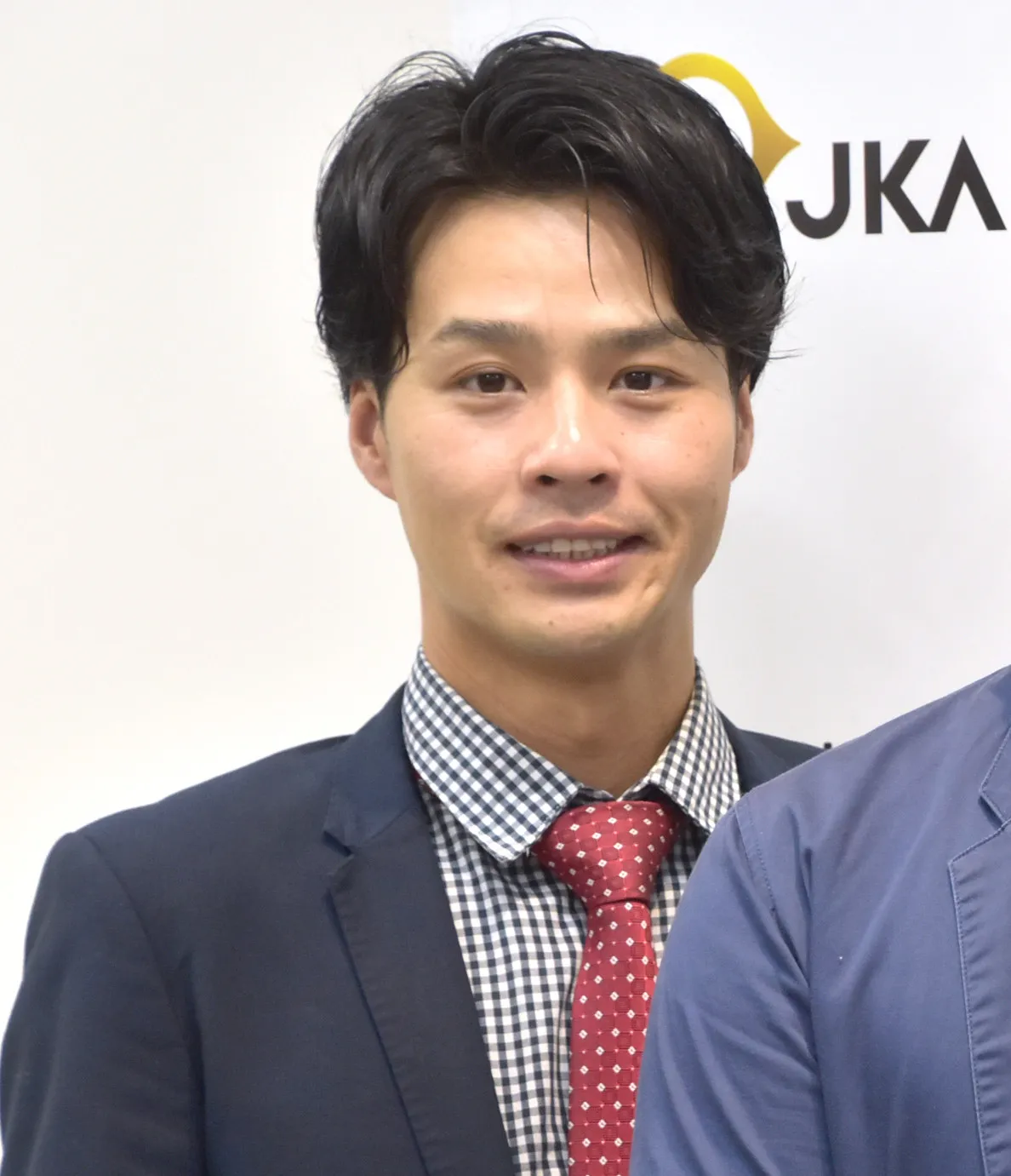 デニス松下宣夫、第2子誕生を報告　生まれたばかりのわが子を腕に覚悟「心霊スターJr.に育てたいと思います！」