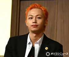 高橋侃、30歳で学生役「制服に違和感が…」　萩原護と一緒に『シナントロープ』に続き此元和津也氏の作品に参加