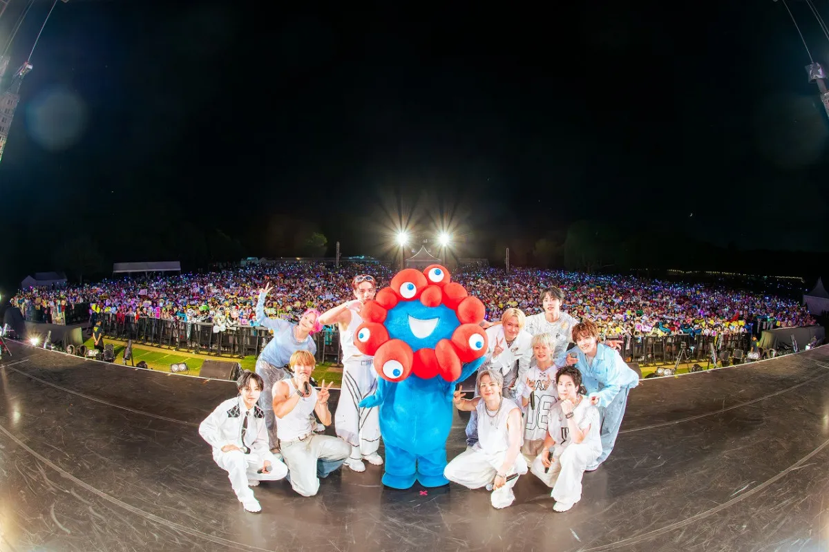 「来たで大阪！」JO1＆INIら、ミャクミャク＆2.2万人夏の思い出　コール＆レスポンスで水分補給、意表ついた選曲も