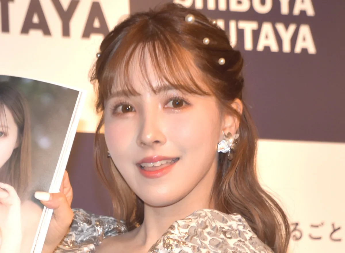 三上悠亜、着用ドレスをめぐる騒動に思い　自身の過去に言及「嫌だとも消そうとも思ったこともないです」