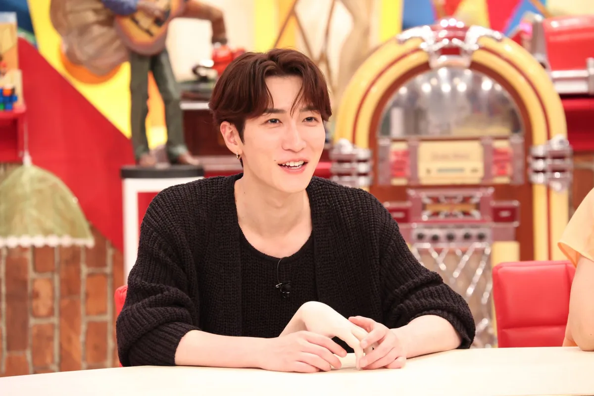 渡辺翔太、レジェンドアーティストたちの貴重映像に感銘「Snow Manとして“長く愛される音楽”を届けていきたい」【コメント全文】