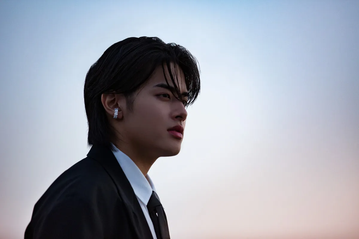 ISSEI、2ndデジタルシングル「サイレントミッドナイト」リリース＆MV公開　自分探しの旅をする主人公描く