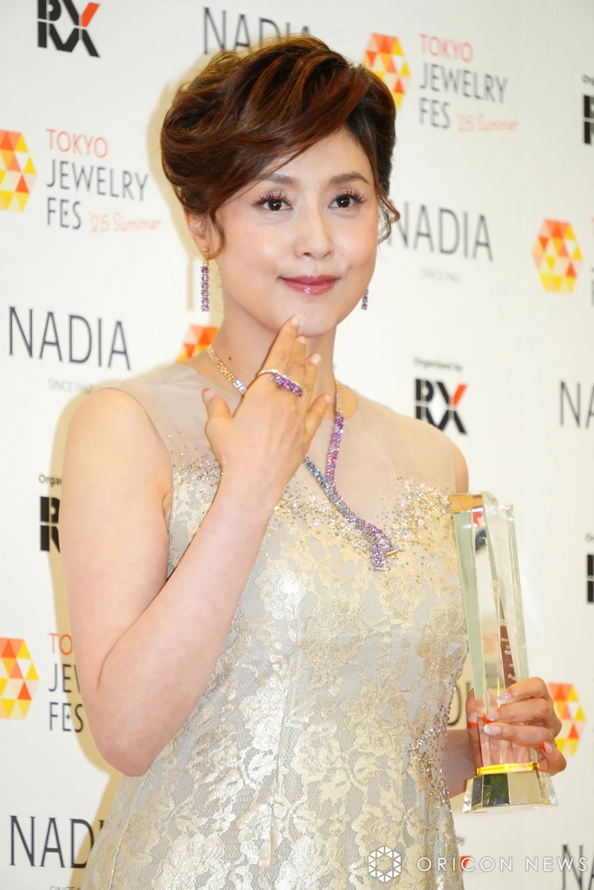 藤原紀香、ケイダッシュ・川村会長を追悼「本当に尊敬するすてきな会長」