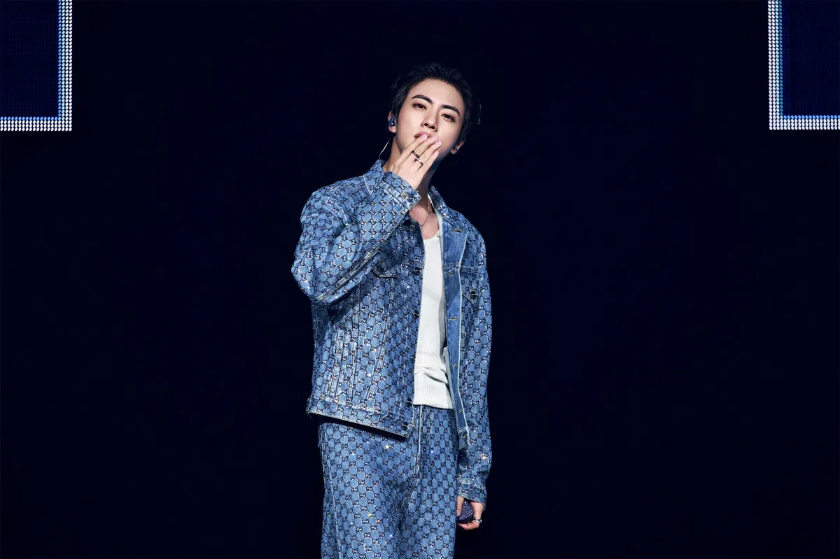 BTS・JIN、アメリカツアーに9万人熱狂「ファンへの“特別なラブレター”のよう」