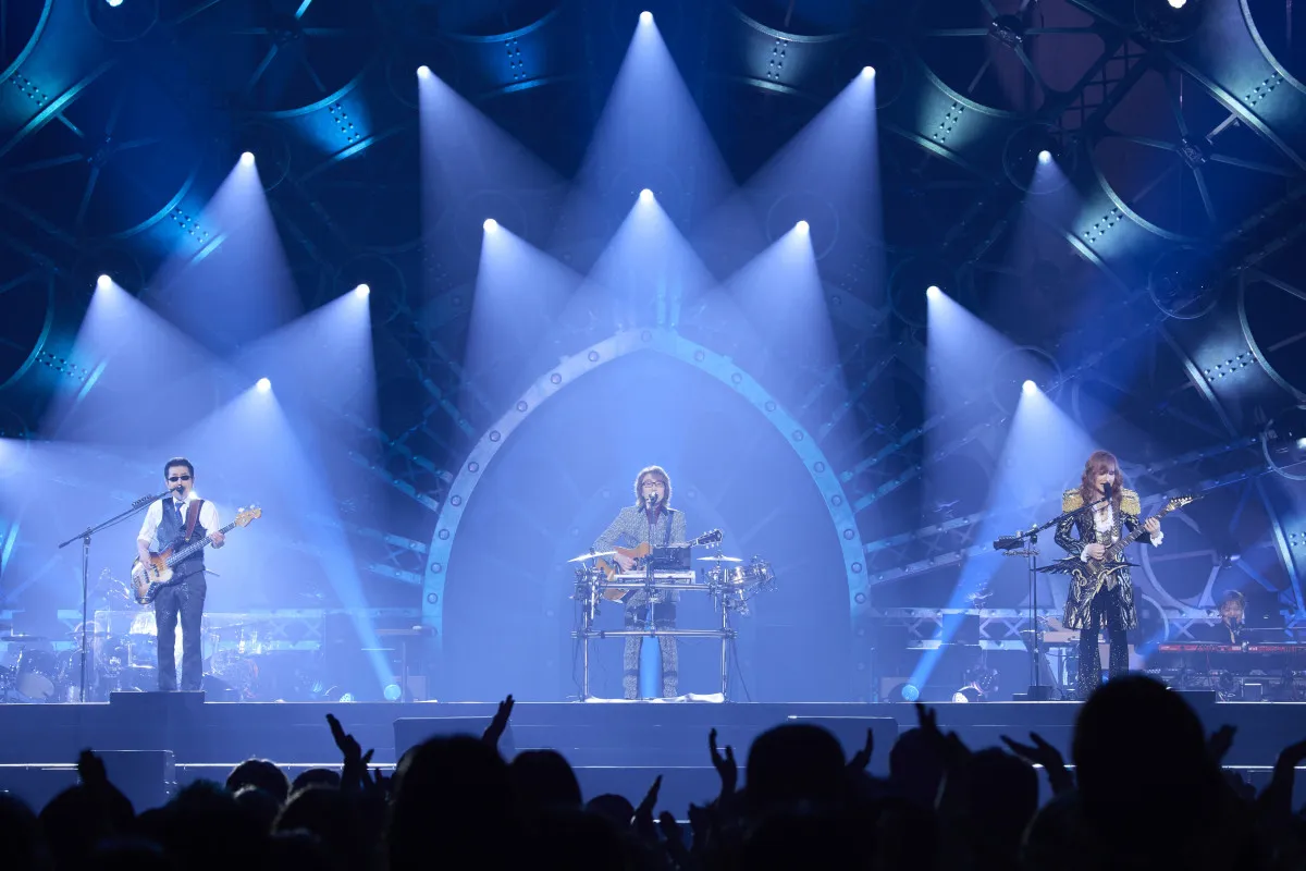 THE ALFEE、デビュー51周年の横浜アリ公演で通算2972本目のライブ　バンド最多記録を更新