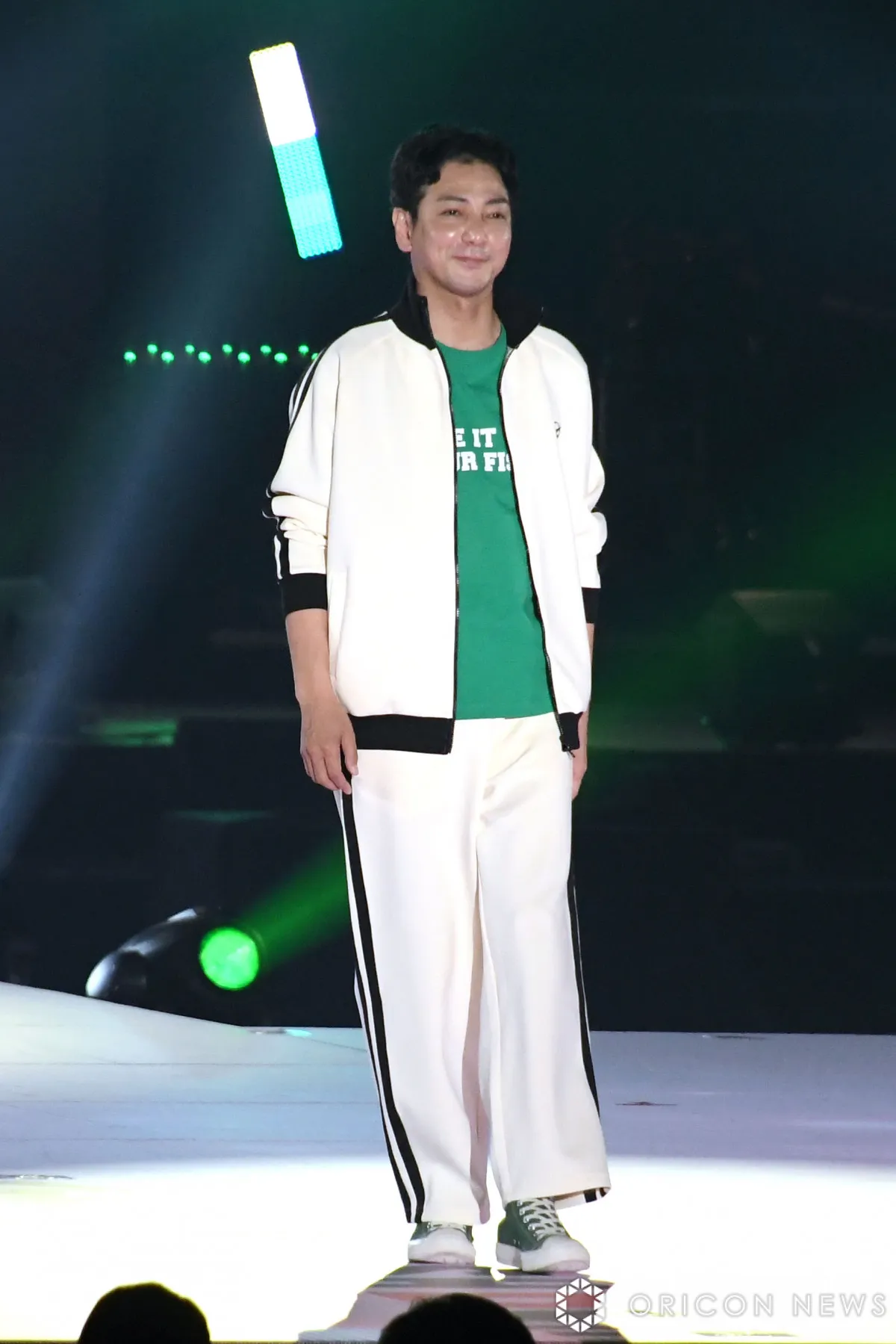 「法律を変えた男」？ 元光GENJI・赤坂晃がファッションランウェイ、イケオジぶり発揮【関コレ】