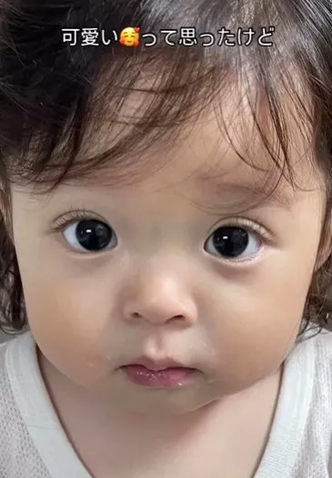 「可愛いって思ったけど…」0歳美形ベビー、突然の変貌に「豹変してるwww」「どっちも可愛い」