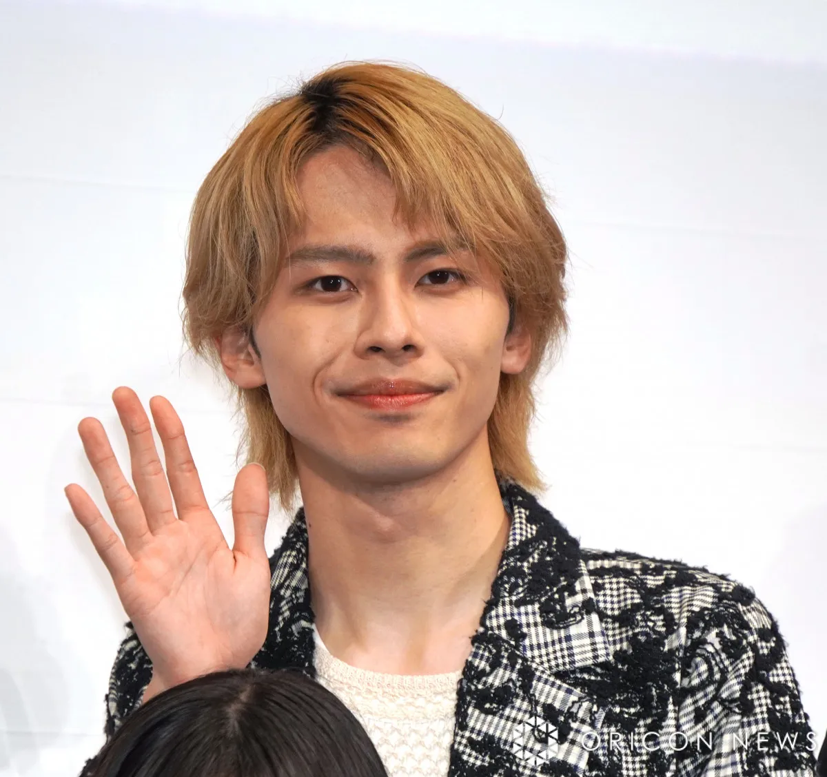 神山智洋＆矢花黎、ギター＆エレキベースへの愛熱弁「大事な相棒です」