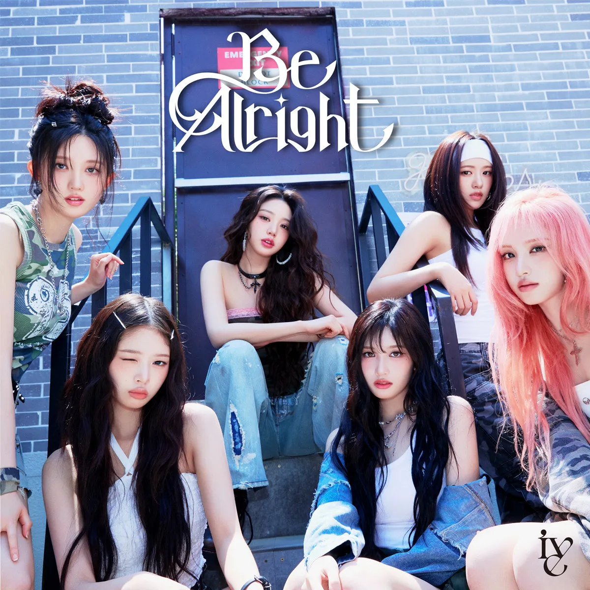 8/11付週間アルバム1位はIVE『Be Alright』