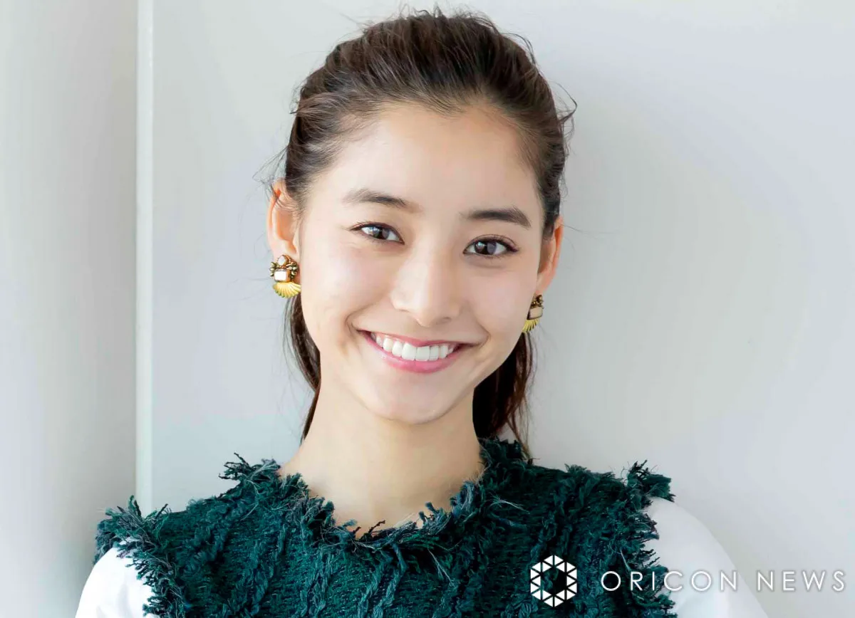 新木優子、“へそ出し”美スタイルに反響「ウエスト細」「わぁーん可愛い 尊すぎ!」