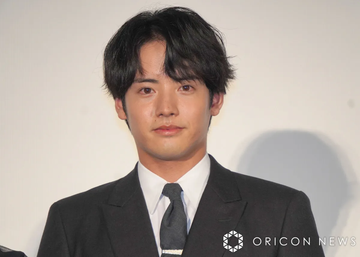 赤楚衛二、ダークサイド演技で“人間にない動き”披露「呪われてたんだと思います」