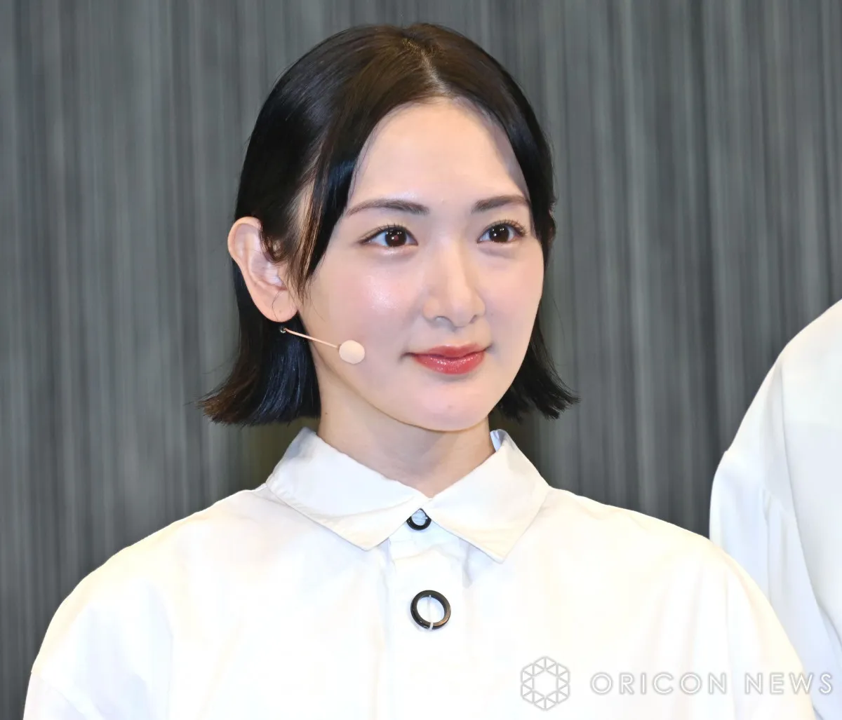 元乃木坂46・生駒里奈、学ラン×丸メガネの“男子学生姿”ショット投稿　桃月なしこ、能條愛未ら反応「かわいいwww」「似合いすぎて声でた」