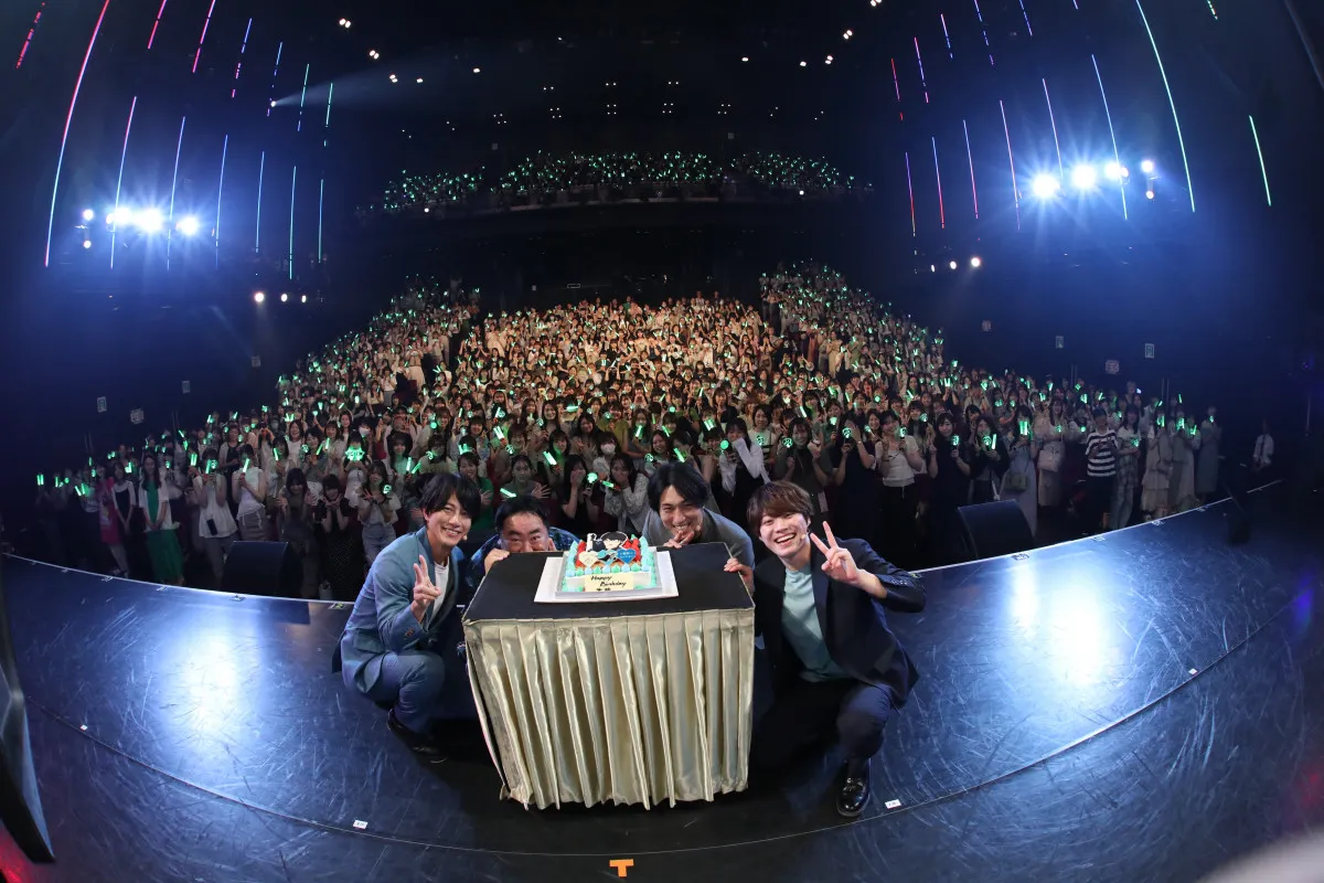 なにわ男子・大橋和也、『リベンジ・スパイ』初イベントで28歳の誕生日サプライズに歓喜「みなさんと好き好き同士でいたいな」