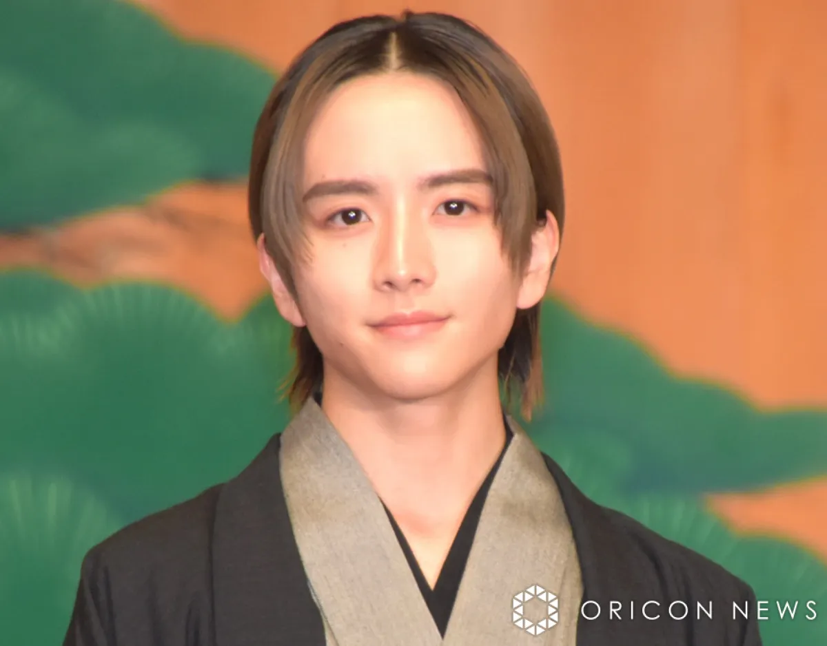 板垣李光人、手描きのデッサン画に大反響「すっ凄い」「センスありすぎ」「プロのデザイン画みたい」「多才ですね」　趣味はイラスト描くこと