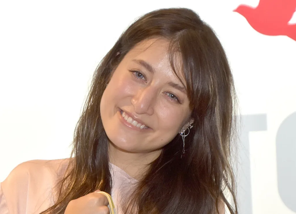 38歳・マリエ“水着姿”を披露　反響続々「爆発的な美しさ！」