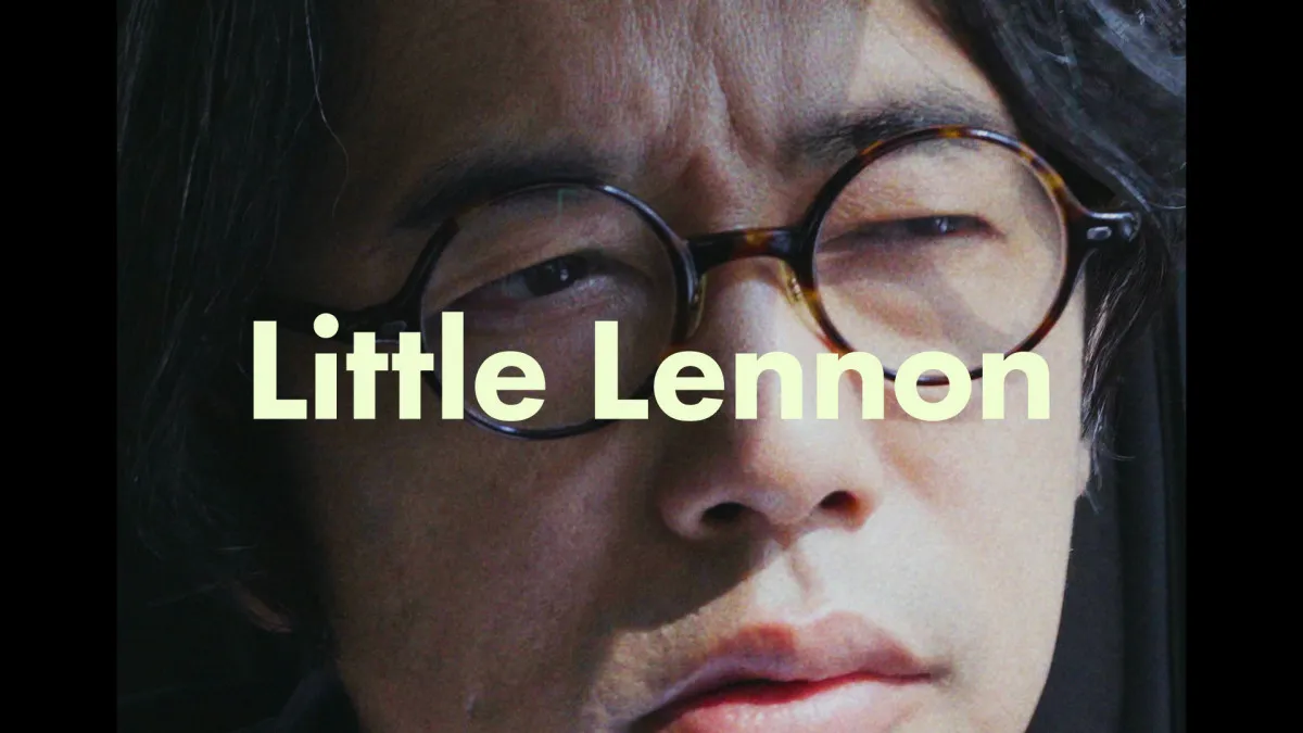 アジカン、アー写に“違和感”　くるり岸田Pで再録「Little Lennon / 小さなレノン (Born in 1976 ver.)」MV公開へ