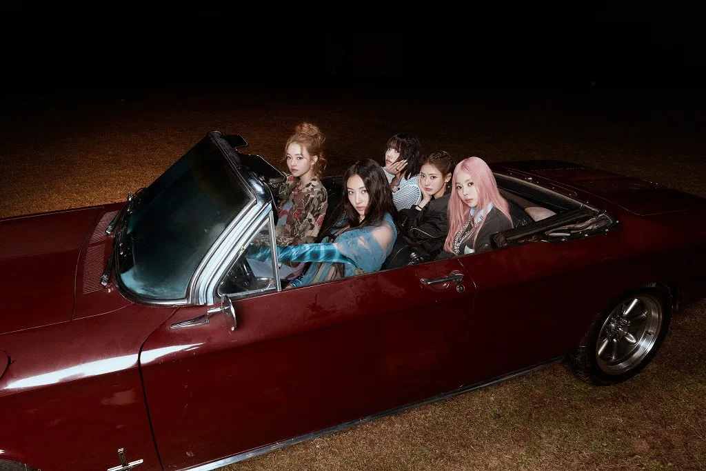 BLACKPINKの総合P・TEDDYによる新ガールズグループ・MEOVV、『TGC2025 A／W』でライブ披露決定【コメントあり】