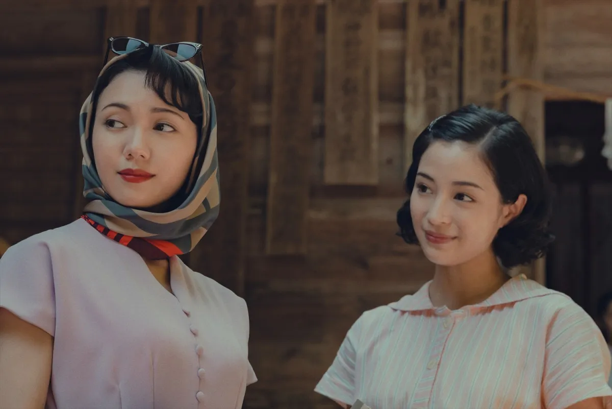 映画『遠い山なみの光』戦争の記憶を新しい世代の感覚でアップデート　原作者カズオ・イシグロからメッセージも到着