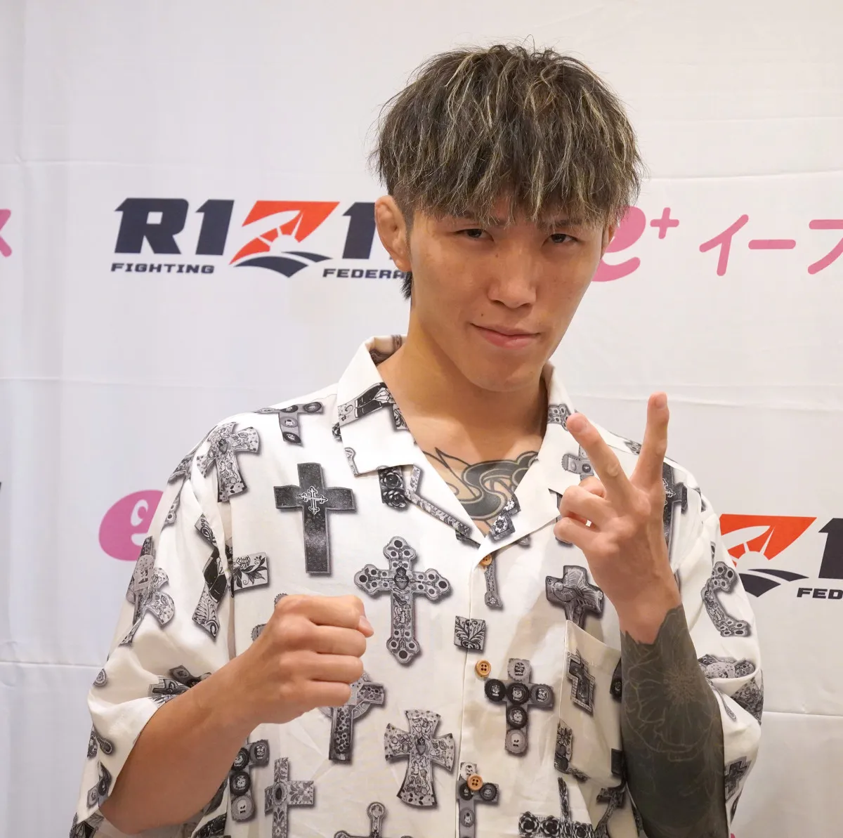 “RIZIN警察”伊藤裕樹、試合直前のUFC戦士にも取り調べ「黒い封筒あるか確認お願いします」
