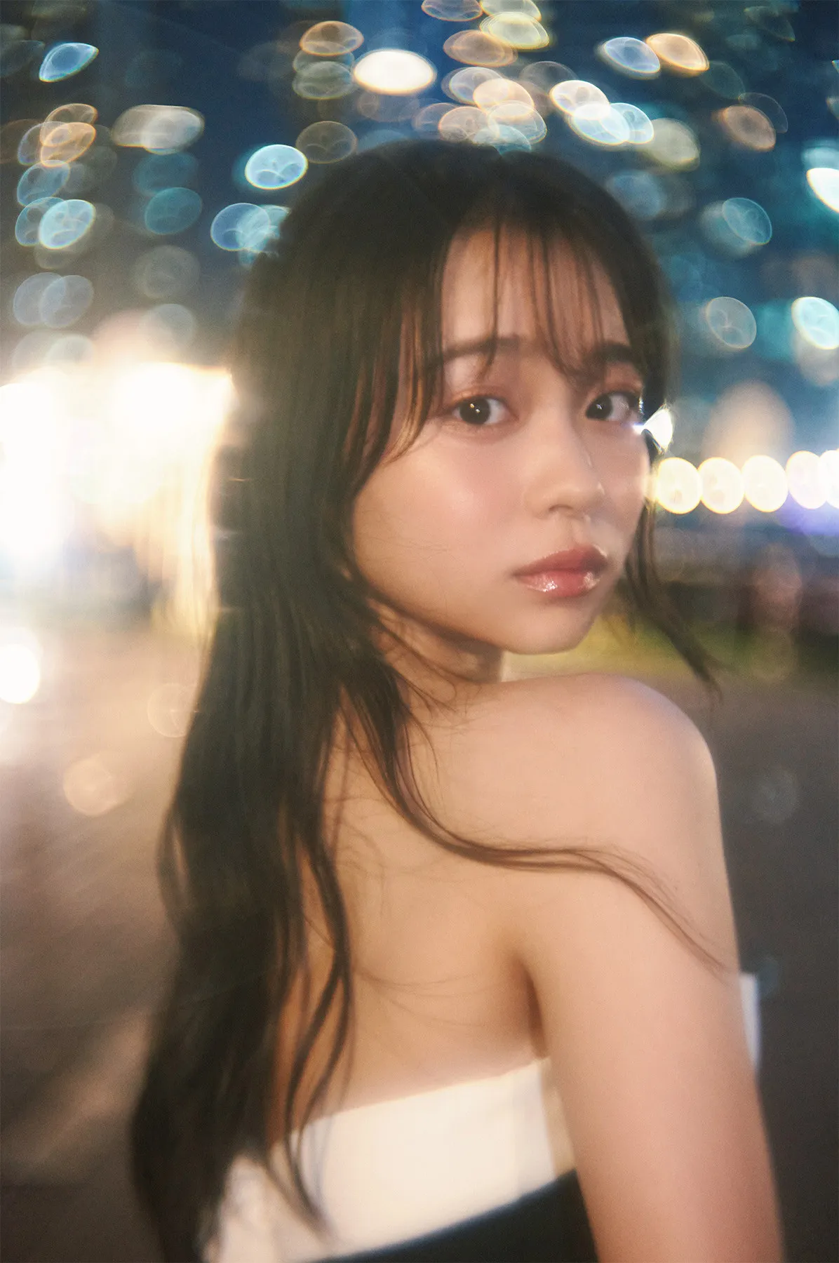 non-no専属モデル・林芽亜里、20歳の誕生日に10周年記念カレンダーフォトブック発売　“ガーリーの神様”がラストティーンに見せる表現力