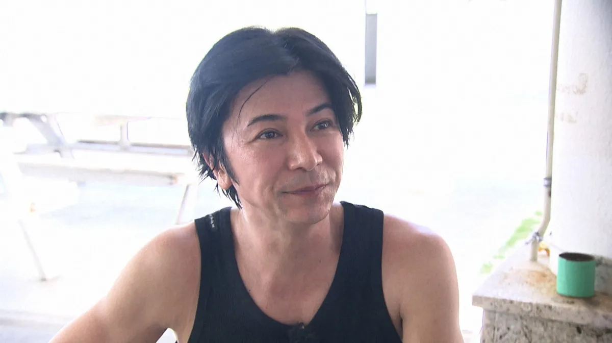 52歳・武田真治が「真夏の美ボディ相席」 フレディ・マーキュリーの衣装でサックス→筋肉襦袢ボケ