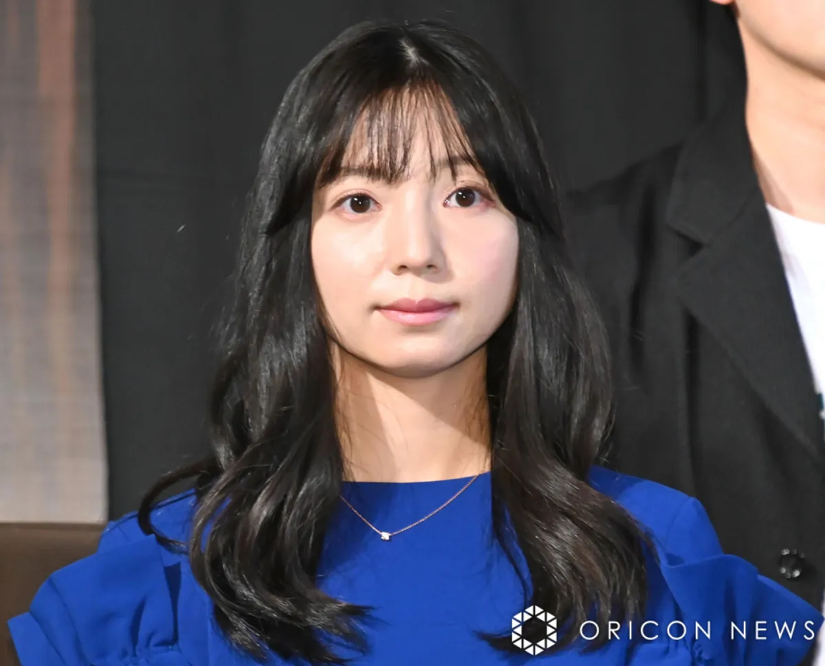 「おたのしみに」入来茉里、胸元隠した“解禁前”美くびれショットに反響「おぉぉ、メチャクチャ楽しみです」