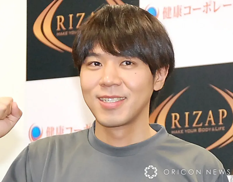 43歳でミシンにハマったコカド「今年はアイロン台をもらいました！」　我が家・坪倉由幸からの誕プレを紹介「素敵なアイロン台」「家オシャレすぎる!!」