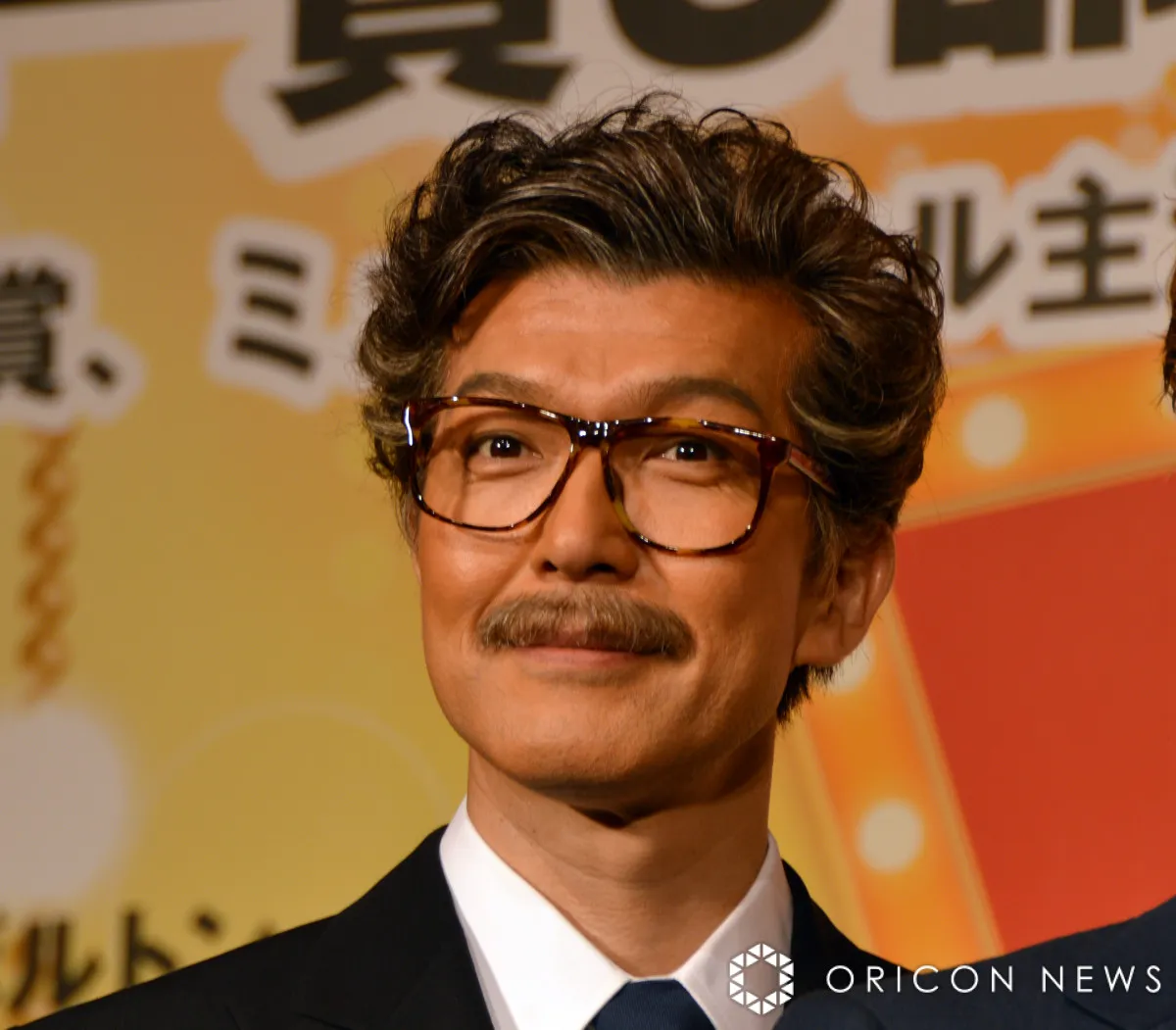 大澄賢也、「人間力半端ない」堂本光一と再会　30年越しの思いを語る「いい写真」「日本が誇る舞台世界のレジェンドのお二人」