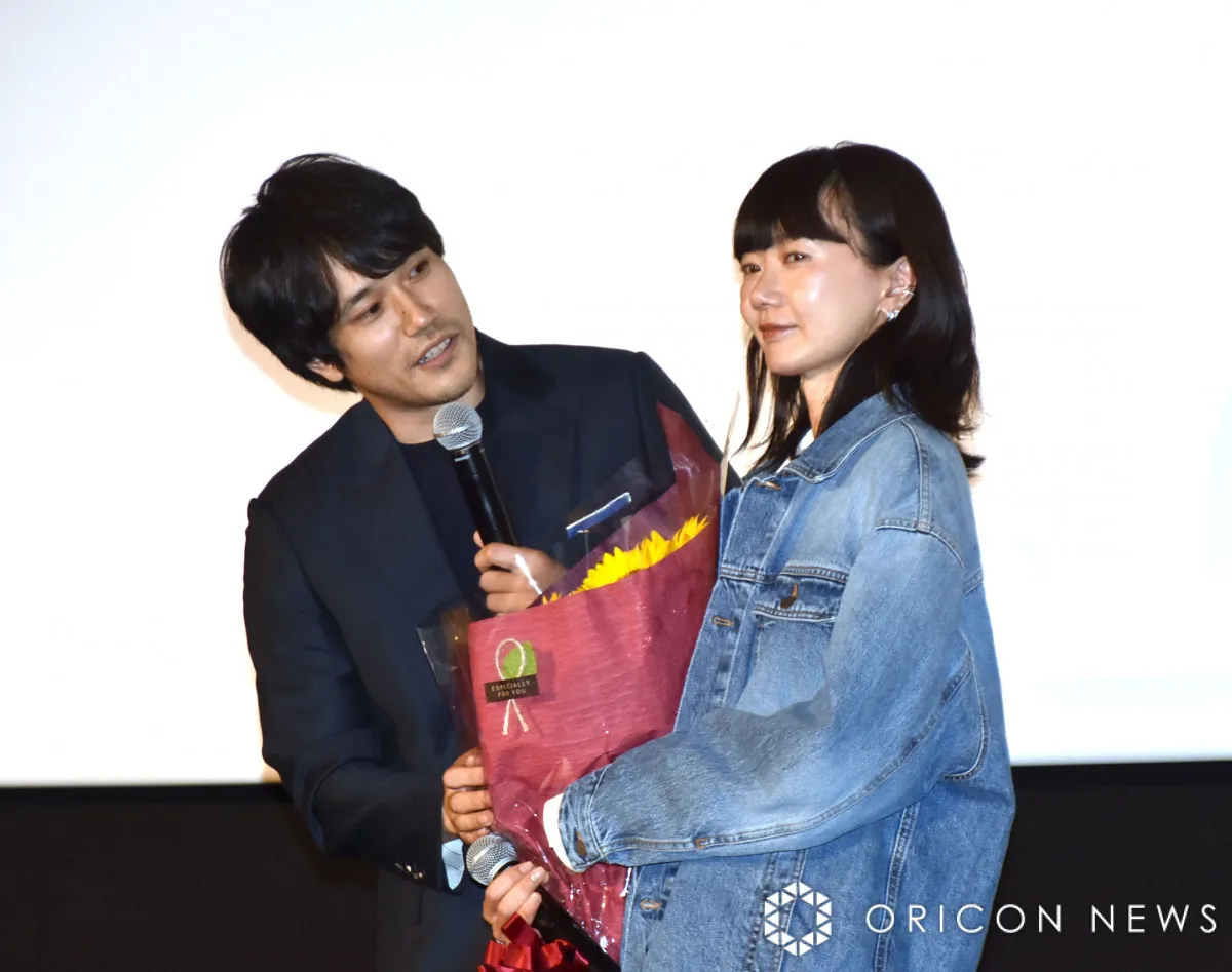 松山ケンイチ、『リンダ リンダ リンダ』4Kデジタルリマスター版のイベントにサプライズで登場　20年前の告白シーンを再現