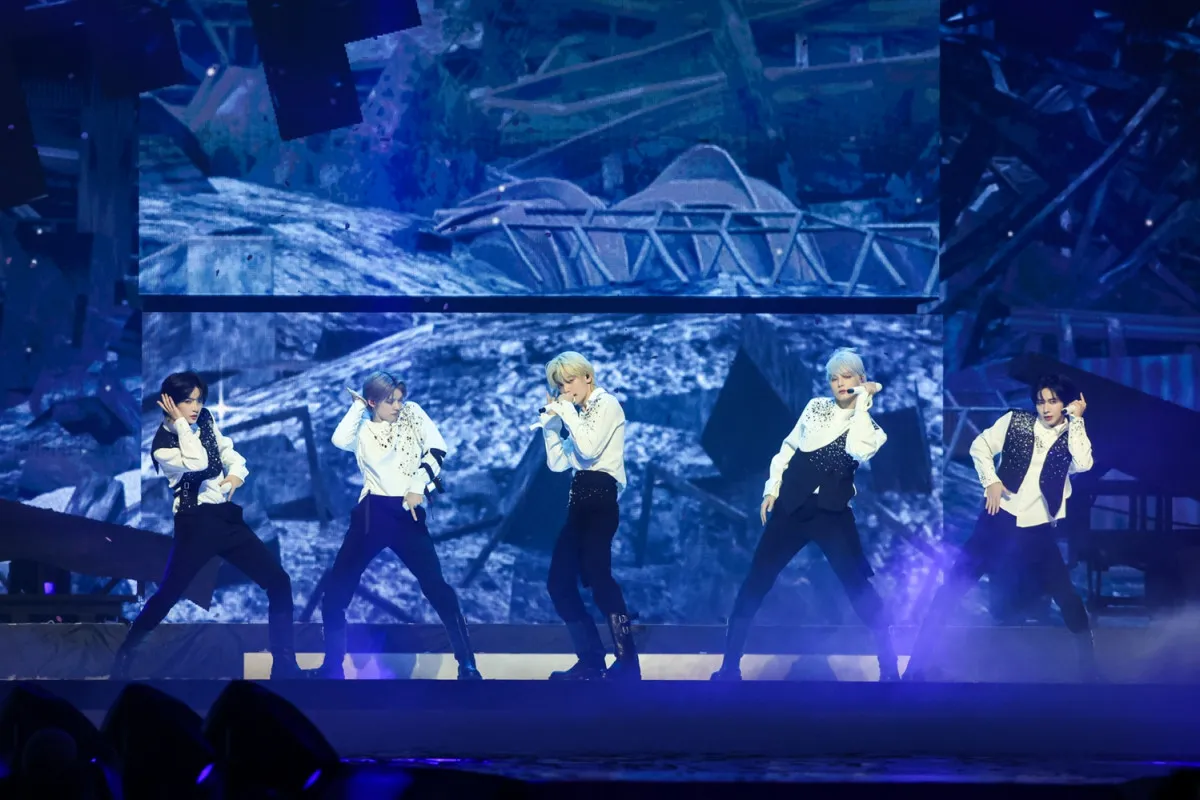 TOMORROW X TOGETHER、4回目のワールドツアー開幕「みなさんのおかげで愛が目に見える」　ソロ曲も披露