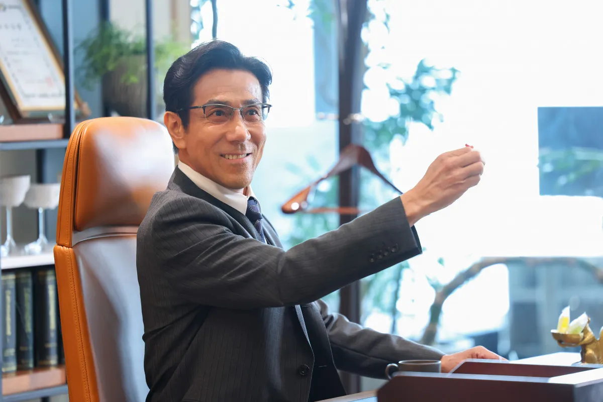 『初恋DOGs』岸谷五朗、“満足しない男”本澤恵太に共鳴「僕自身の生き方にも通じるところがある」