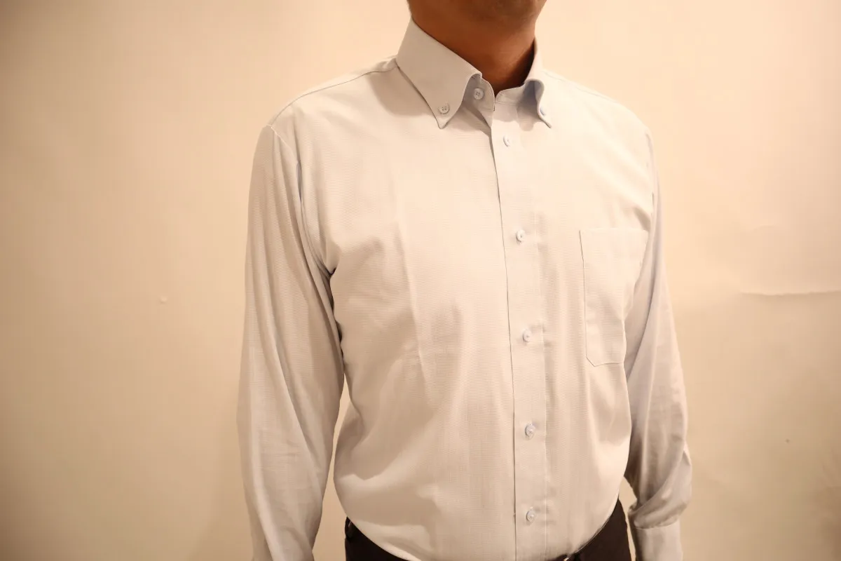 寒暖差を感じる時期、体感温度のギャップで男性が”仕事服難民”に？　かゆい所に手が届く「夏長袖のワイシャツ」需要