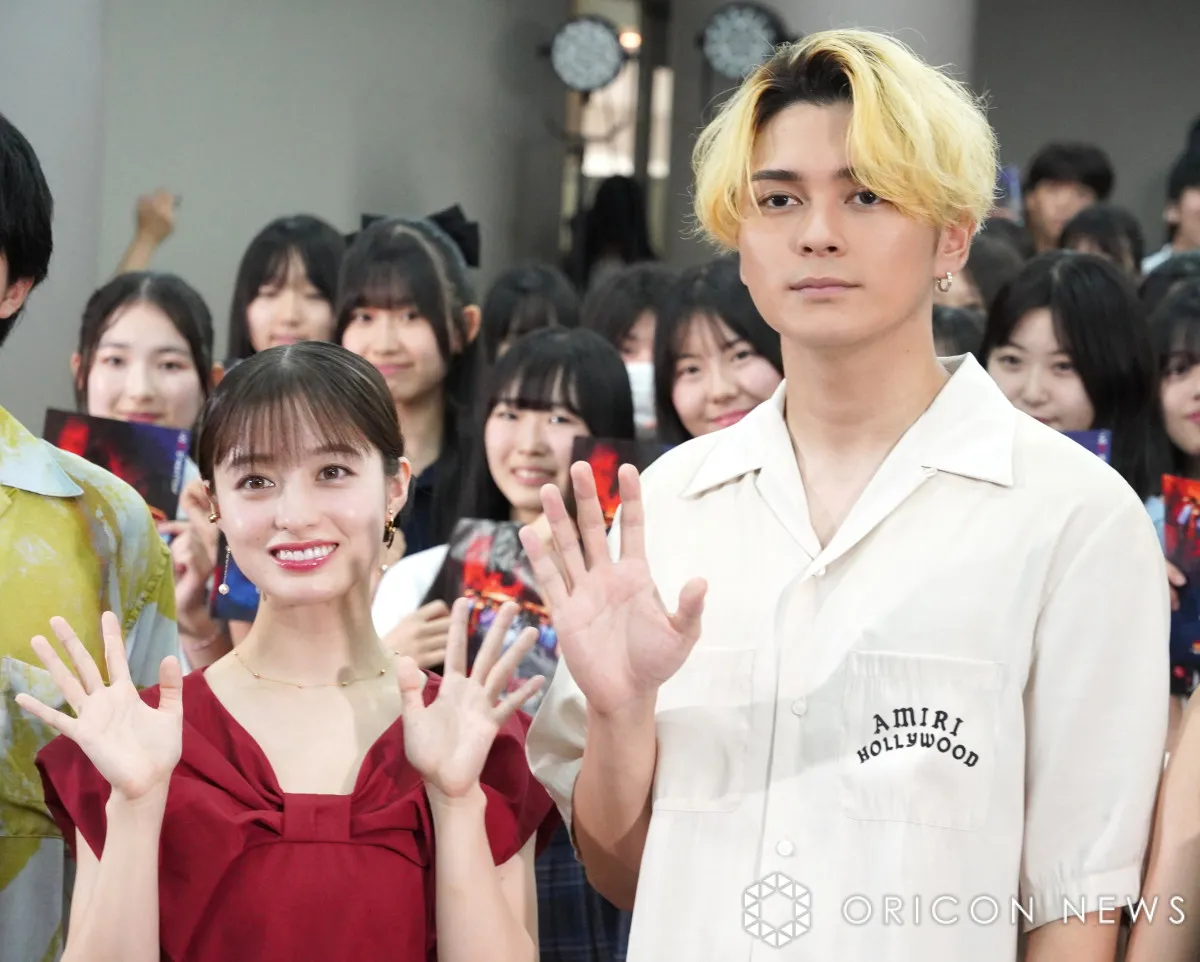 橋本環奈＆眞栄田郷敦ら、サプライズ登場　中高生100人大絶叫「ぎゃー！」「うそっ！」