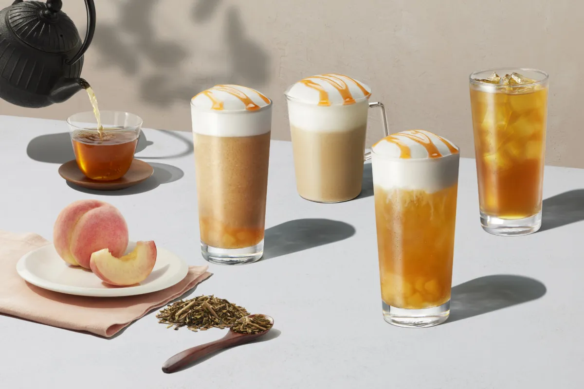 「スターバックス ティー & カフェ」で“ふんわり”ムースのティー体験　ほうじ茶＆桃を存分に楽しむ