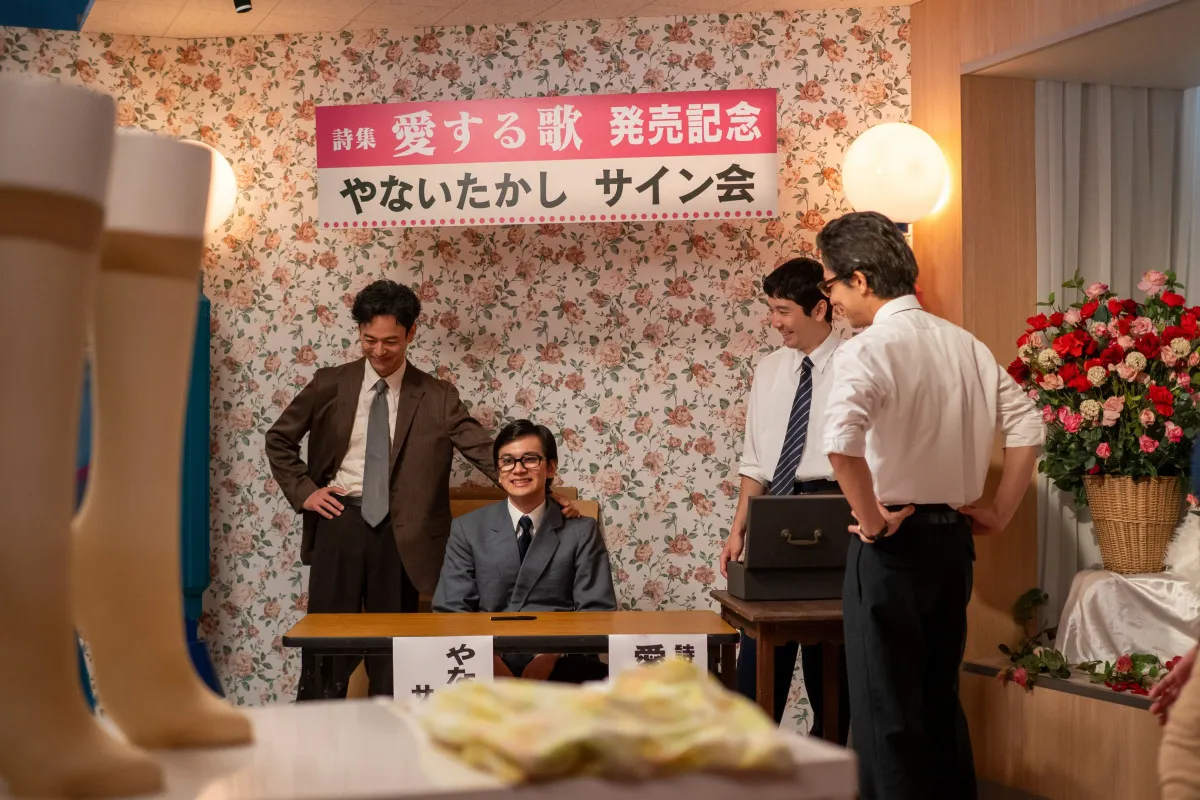 『あんぱん』嵩から話を聞いてうろたえる健太郎に…　第108回場面カット