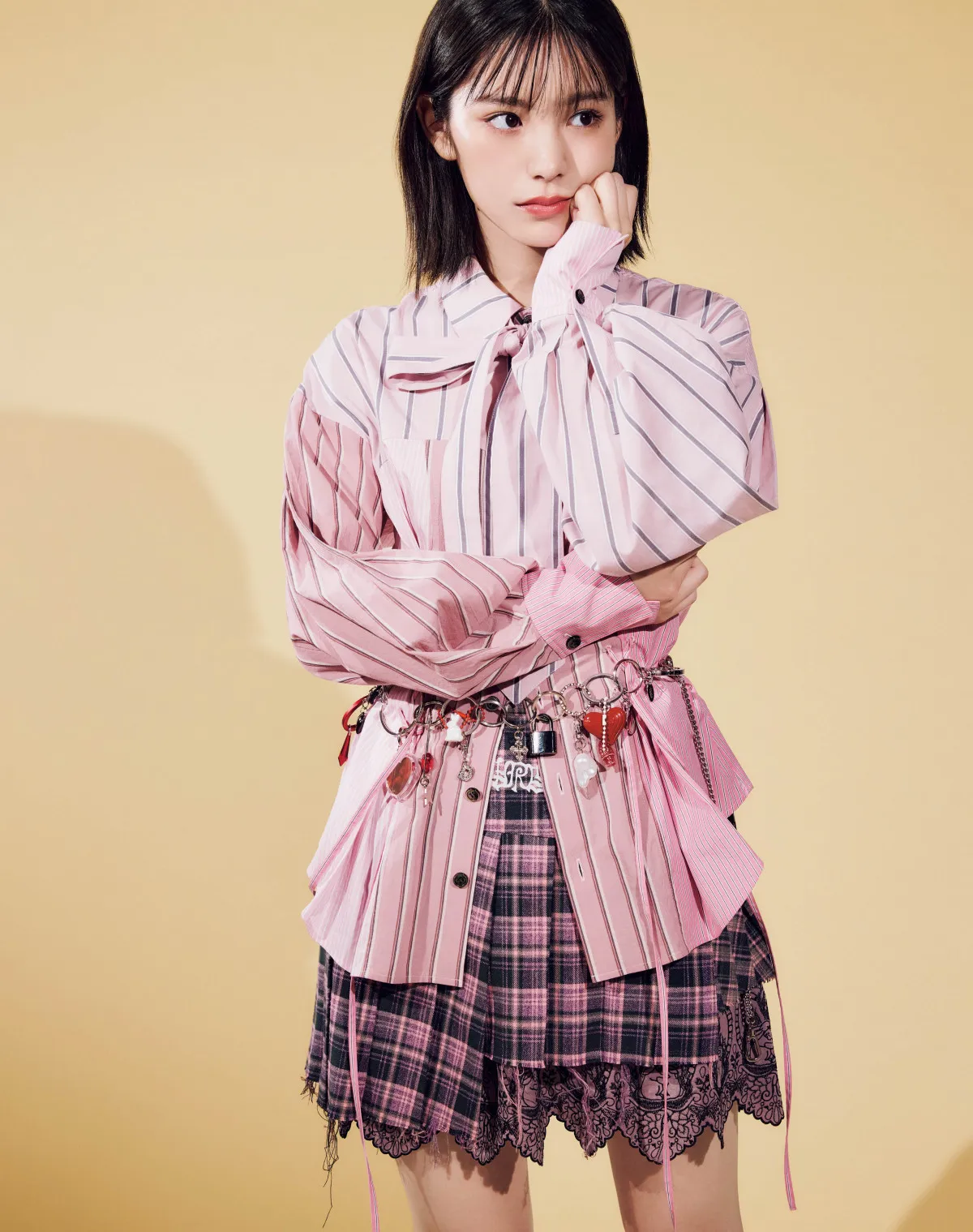 當真あみ、『bis』初登場で“6LOOK”に挑戦「初めてのスタイルにワクワク」