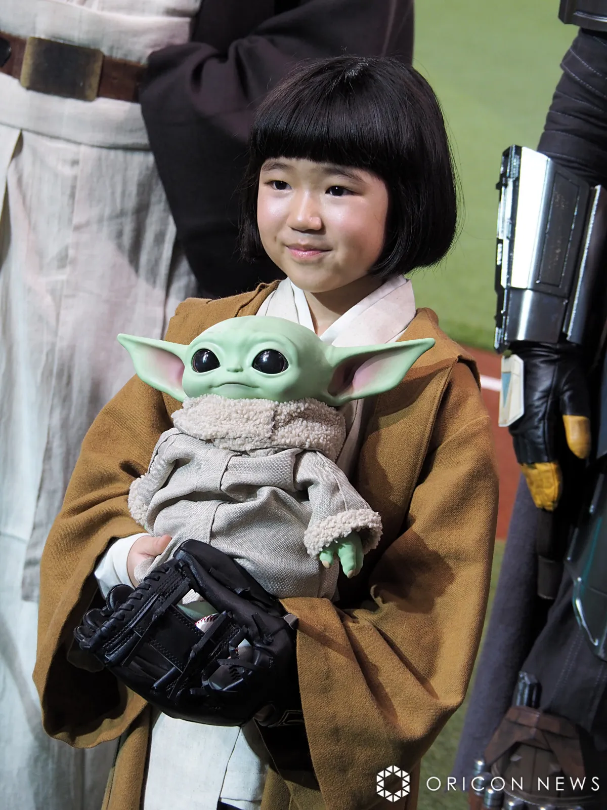 永尾柚乃、3万人の観客を前に堂々のファーストピッチ　エスコンフィールドが“スター・ウォーズ銀河”に染まる《STAR WARS WEEK》開幕