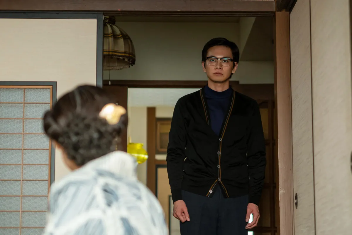 『あんぱん』嵩、登美子の反応が気になり…　第111回場面カット