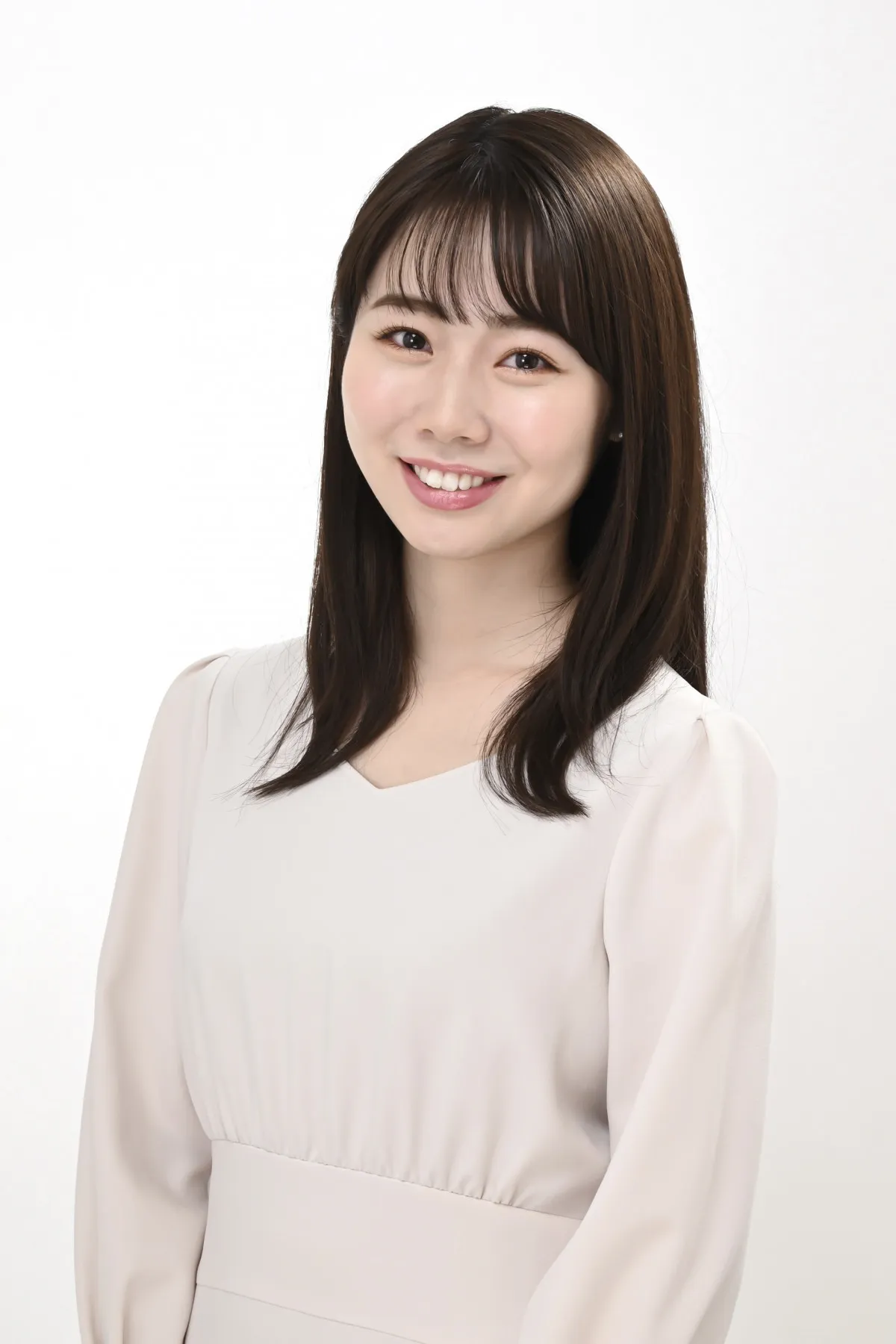 フリーアナ・安藤咲良、『Oha!4』で“初鳴き”　高校時代チア部の経験生かし、自己紹介で“応援”披露