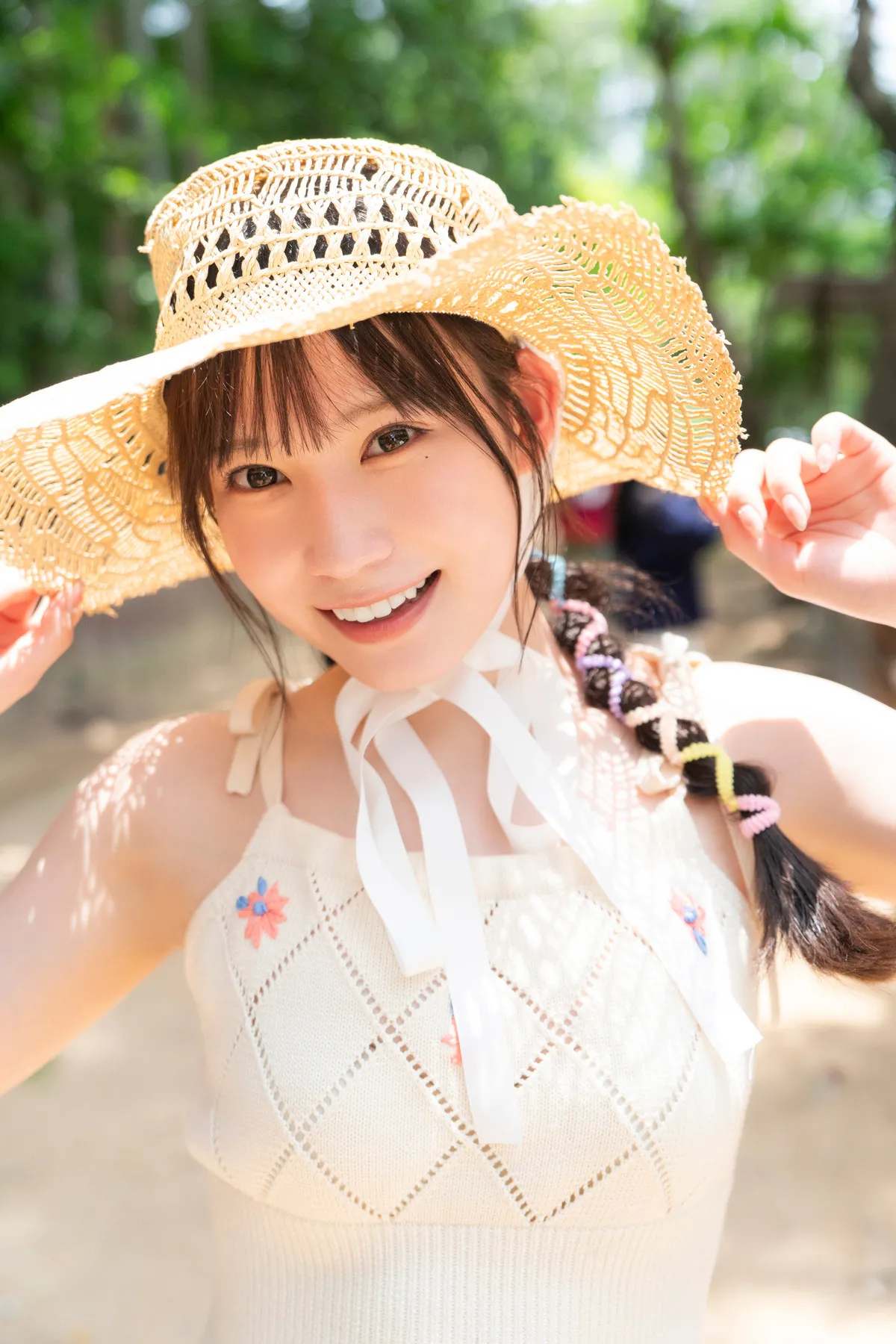 身長152cmのSKE48次世代エース・大村杏、1st写真集で初ランジェリー挑戦　ラブリーな『ヘビロテ』オマージュも