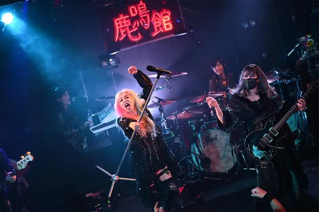 SHOW-YA、デビュー40周年記念ライブを鹿鳴館で開催　10月には名盤『Outerlimits』中心の東名阪ツアーも