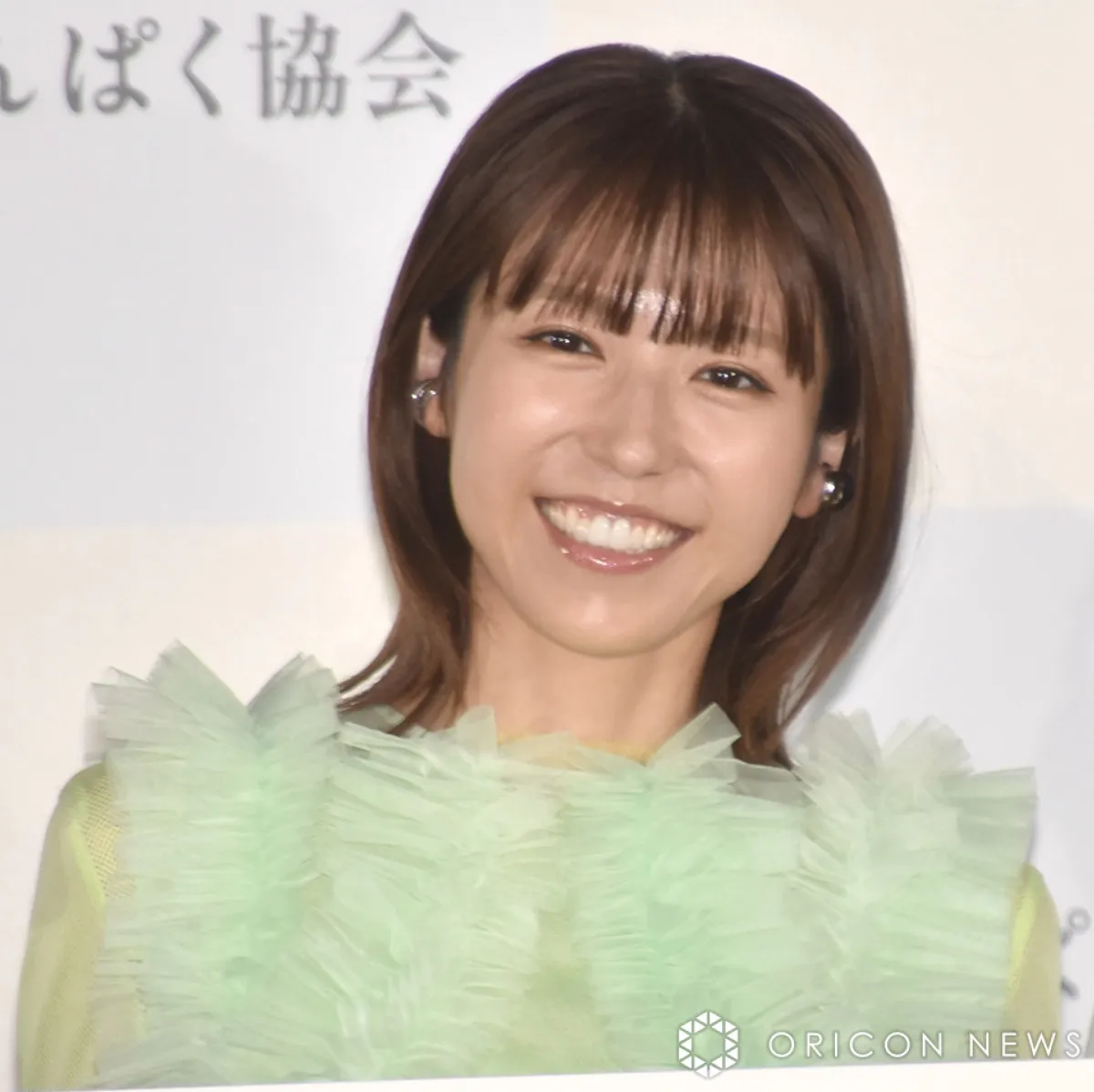 若槻千夏、背中ギックリ患っていた「肩甲骨の下がズキッとなって」　ひな壇で背筋がピン