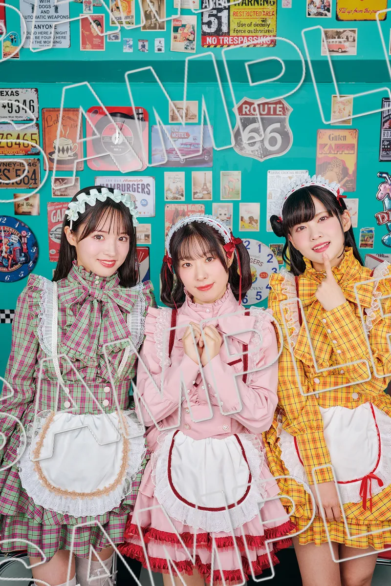AiScReam、1冊まるごと特集本4日発売！撮り下ろしグラビア、実写MV密着のフォトレポートなど収録