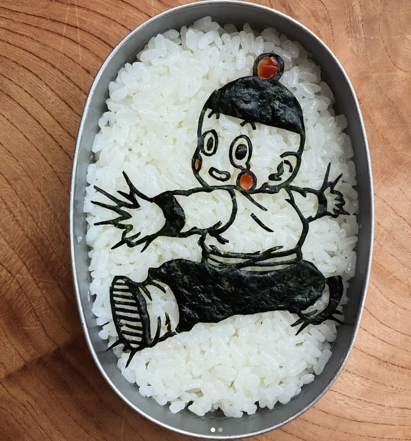 父が娘に作る“海苔弁”の完成度が高すぎ…白米にしがみつくドラゴンボール「チャオズ」の登場に「すぐネタに走っちゃう」