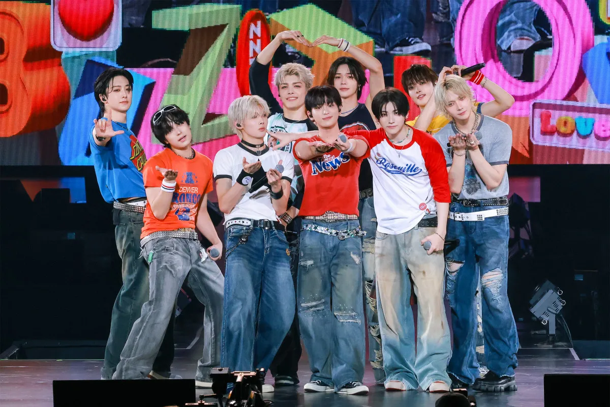 &TEAM、韓国デビュー発表＆4ヶ国語で決意表明「どこまでも一緒に羽ばたきましょう」　会場は悲鳴のような大歓声【メンバーコメントほぼ全文】