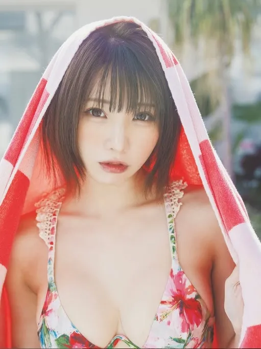 えなこ、写真集“完売”に驚き「想像していなくて」　艶めく素肌ショットも公開